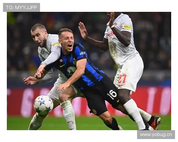 巴斯托尼关键解围