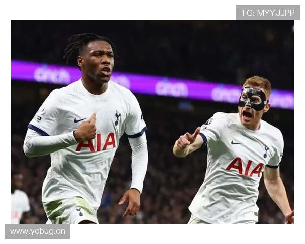 热刺防线压上幅度越大，身后空当暴露越明显，防守稳定性面临考验