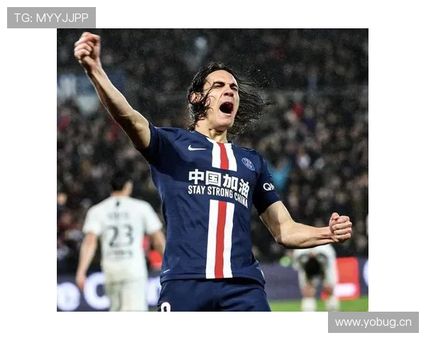 卡瓦尼家里厨房比我整条街还讲究，赛场上那股野劲儿差点就不搭界了！